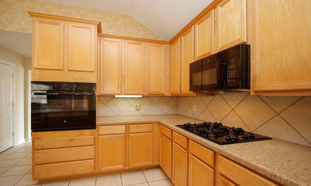 1114 Bringewood Chase Drive, Spring, TX 77379