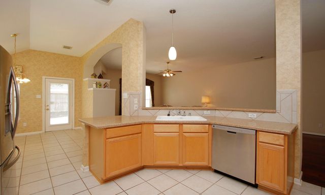 1114 Bringewood Chase Drive, Spring, TX 77379