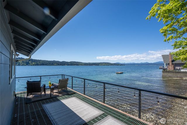 13300 NE North Shore Road, Belfair, WA 98528