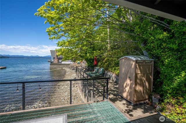 13300 NE North Shore Road, Belfair, WA 98528