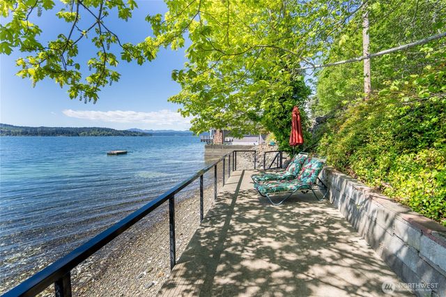 13300 NE North Shore Road, Belfair, WA 98528