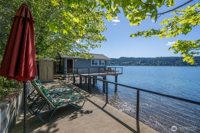 13300 NE North Shore Road, Belfair, WA 98528