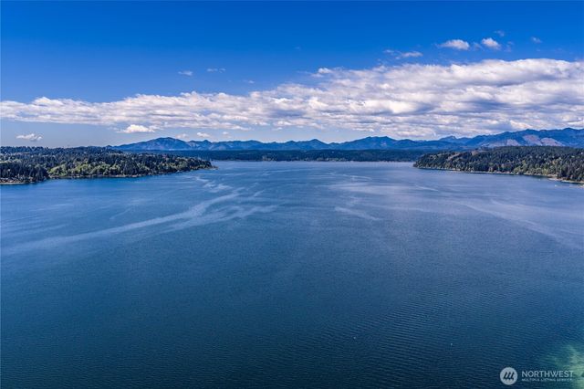 13300 NE North Shore Road, Belfair, WA 98528