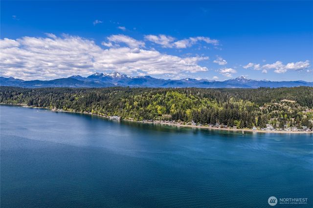 13300 NE North Shore Road, Belfair, WA 98528