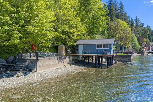 13300 NE North Shore Road, Belfair, WA 98528