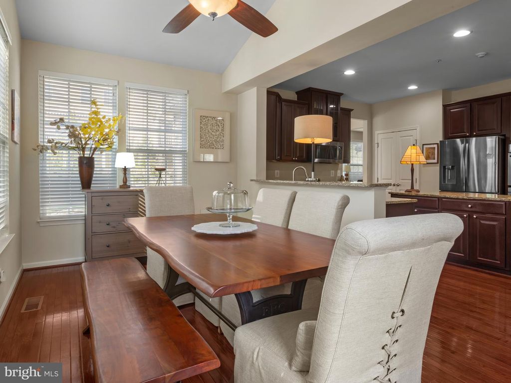 Image 11 of property listing at 2015 FITTLEWORTH TER, Upper Marlboro, MD 20774