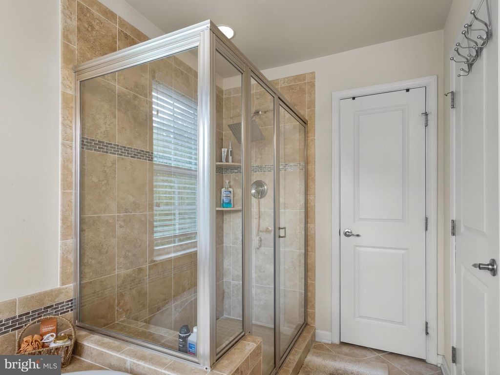 Image 23 of property listing at 2015 FITTLEWORTH TER, Upper Marlboro, MD 20774