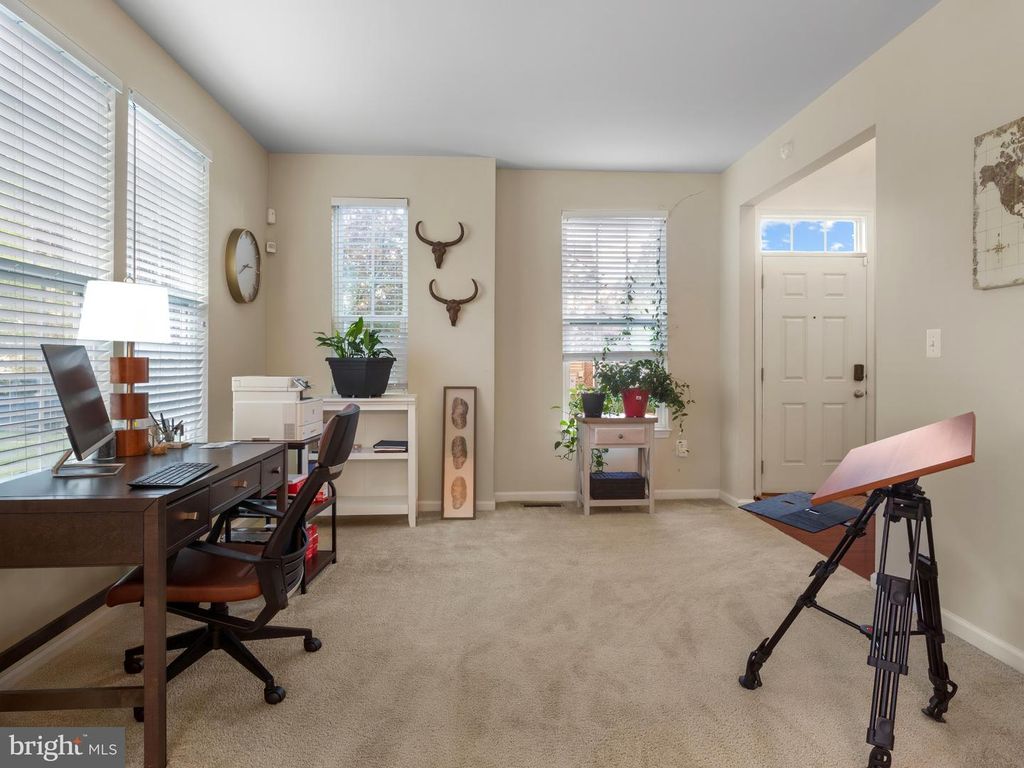 Image 5 of property listing at 2015 FITTLEWORTH TER, Upper Marlboro, MD 20774