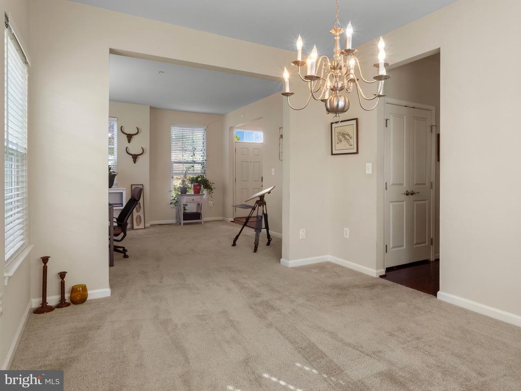 Image 6 of property listing at 2015 FITTLEWORTH TER, Upper Marlboro, MD 20774