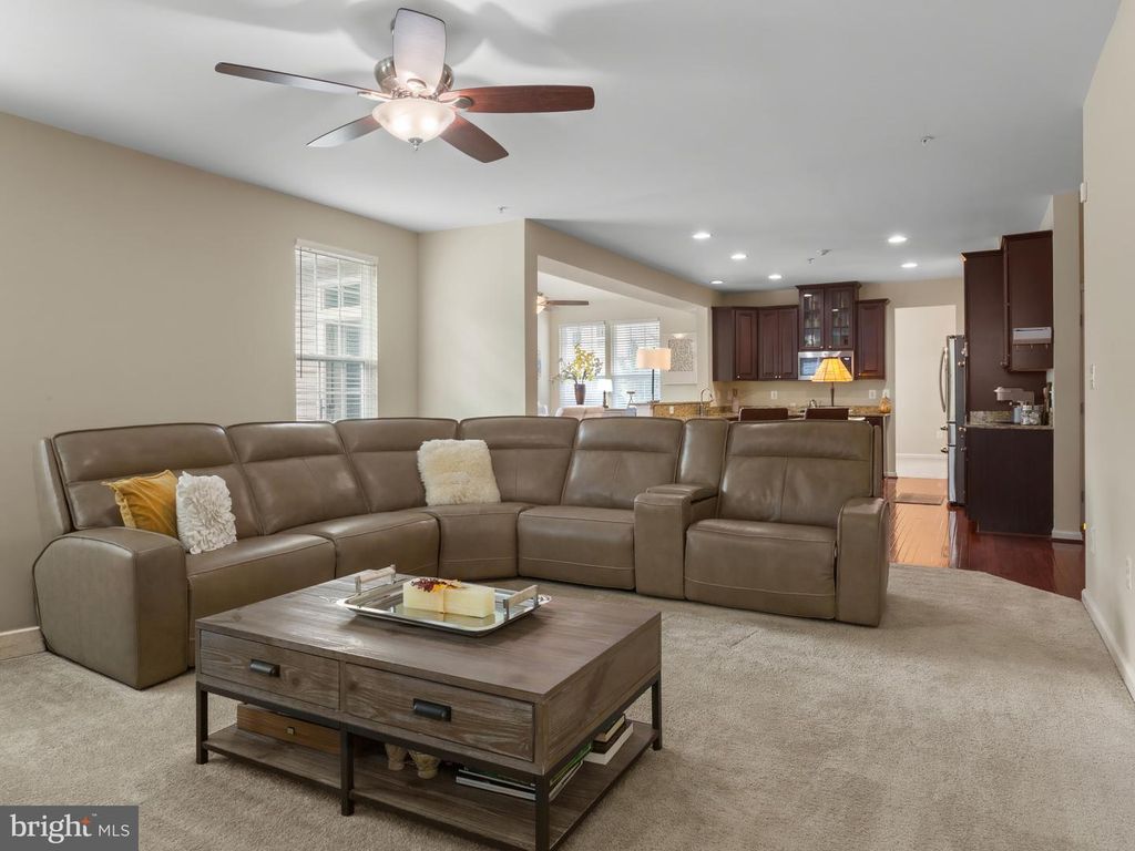 Image 8 of property listing at 2015 FITTLEWORTH TER, Upper Marlboro, MD 20774