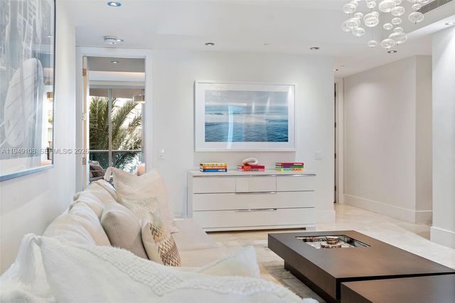 5959 Collins Avenue 606, Miami Beach, FL 33140