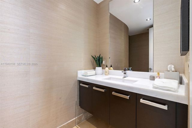 5959 Collins Avenue 606, Miami Beach, FL 33140