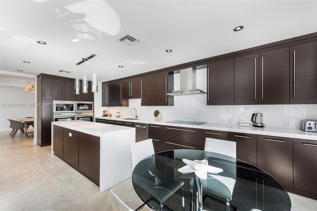 5959 Collins Avenue 606, Miami Beach, FL 33140