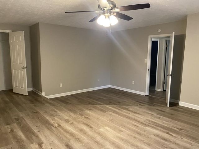 1527 Flat Rock Road, Stockbridge, GA 30281