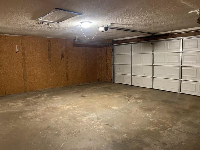 1527 Flat Rock Road, Stockbridge, GA 30281