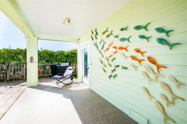 140 Fairwich Ct, Tavernier, FL 33070