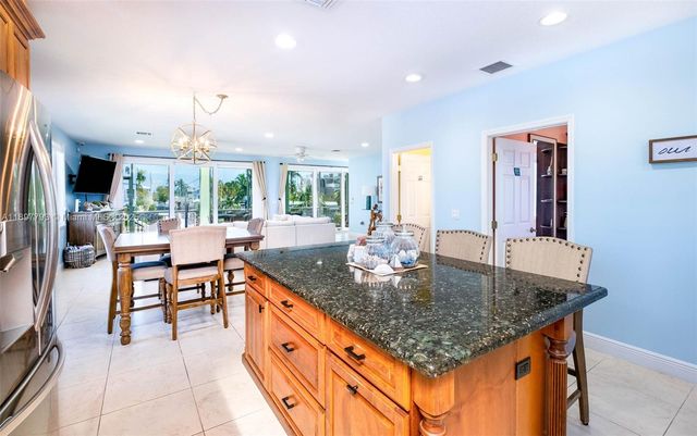 140 Fairwich Ct, Tavernier, FL 33070