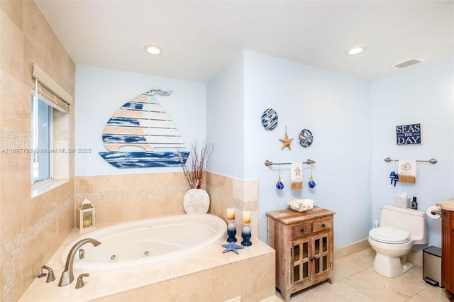 140 Fairwich Ct, Tavernier, FL 33070