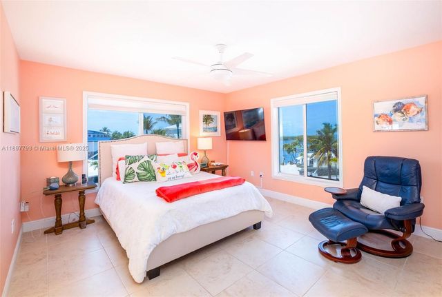 140 Fairwich Ct, Tavernier, FL 33070