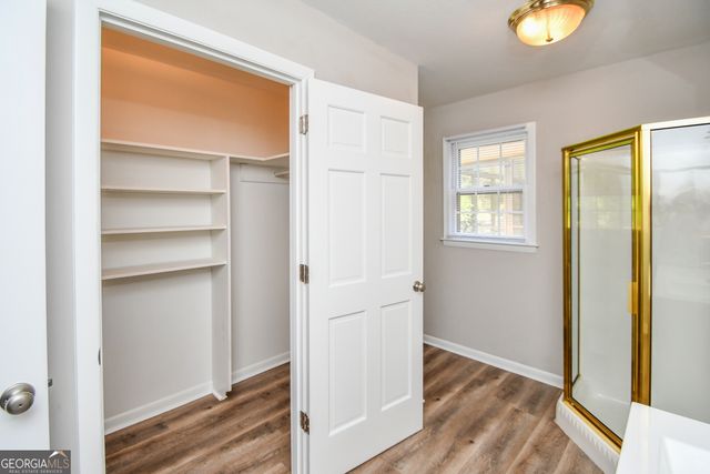 1512 Robinhood Trail, Gainesville, GA 30501