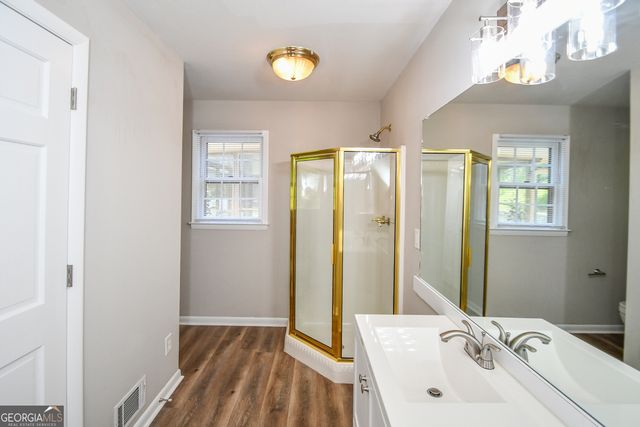 1512 Robinhood Trail, Gainesville, GA 30501