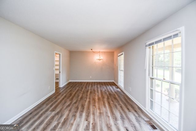 1512 Robinhood Trail, Gainesville, GA 30501