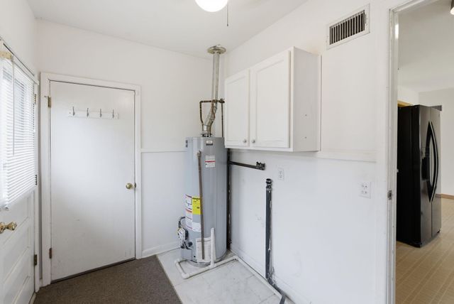 1651 S Windsor, Wichita, KS 67218