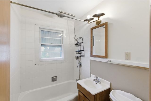 1651 S Windsor, Wichita, KS 67218