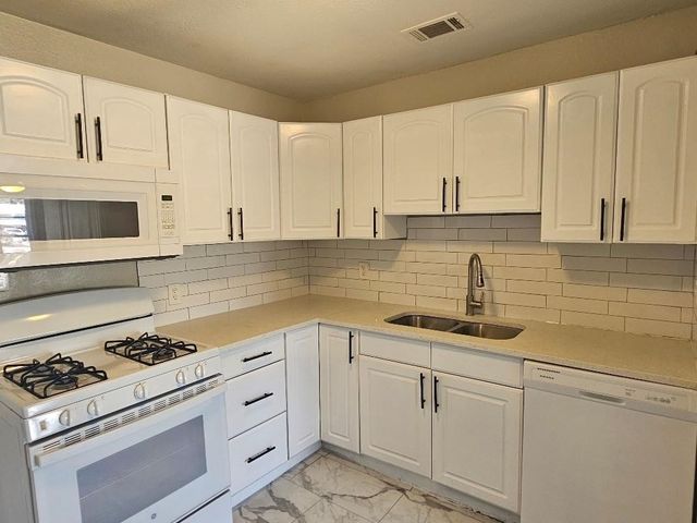 4825 Highway Drive, Fort Worth, TX 76116