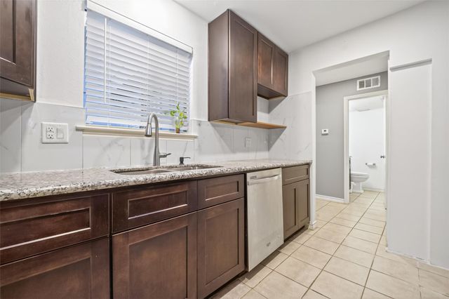 8310 Augustine Drive B, Houston, TX 77036