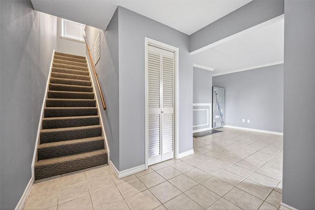 8310 Augustine Drive B, Houston, TX 77036