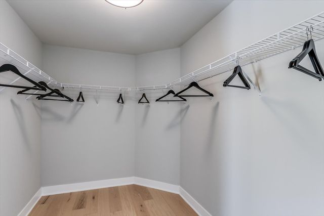 17355 S Victoria Lane, Lockport, IL 60441