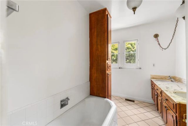 2620 Hollister Terrace, Glendale, CA 91206