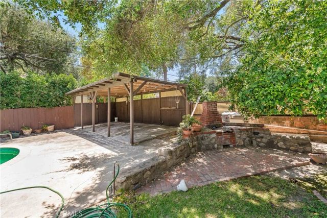 2620 Hollister Terrace, Glendale, CA 91206
