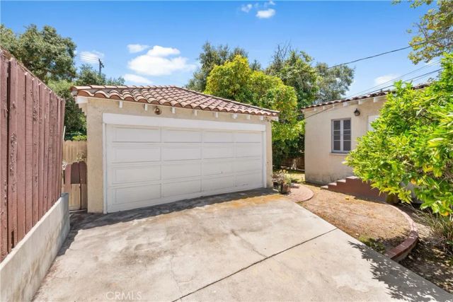 2620 Hollister Terrace, Glendale, CA 91206