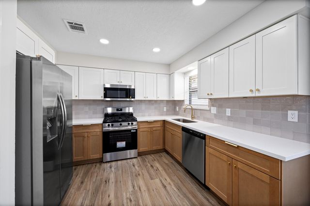 7311 Woodoak Drive, Houston, TX 77040