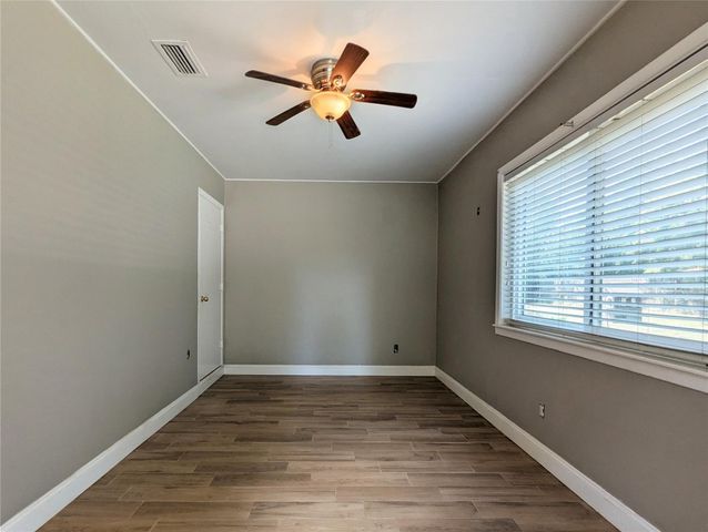 2535 Edgewood Street, Liberty, TX 77575