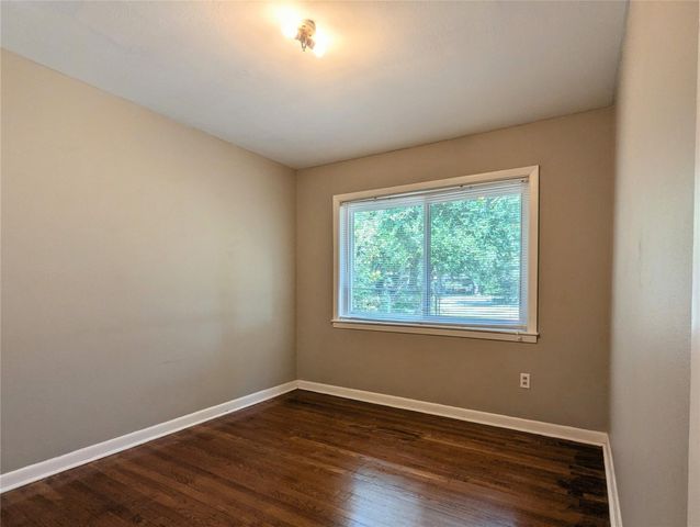 2535 Edgewood Street, Liberty, TX 77575