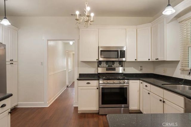 4073 Cedar Street, Riverside, CA 92501