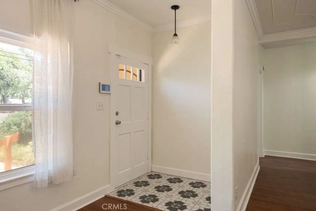 4073 Cedar Street, Riverside, CA 92501