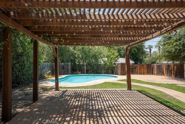 4073 Cedar Street, Riverside, CA 92501