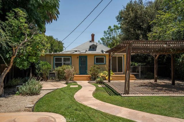 4073 Cedar Street, Riverside, CA 92501