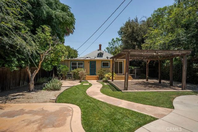 4073 Cedar Street, Riverside, CA 92501