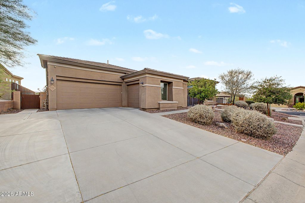8506 S 29TH Way, Phoenix, AZ 85042 — photo 2