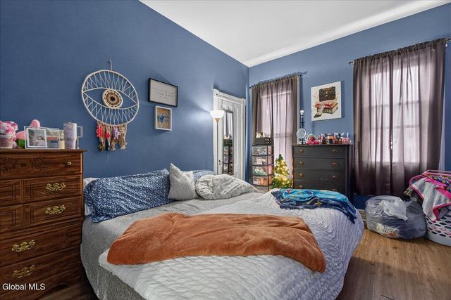 38 Milton Avenue, Amsterdam, NY 12010