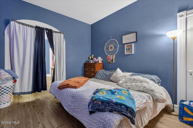 38 Milton Avenue, Amsterdam, NY 12010