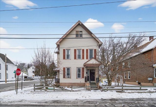 38 Milton Avenue, Amsterdam, NY 12010