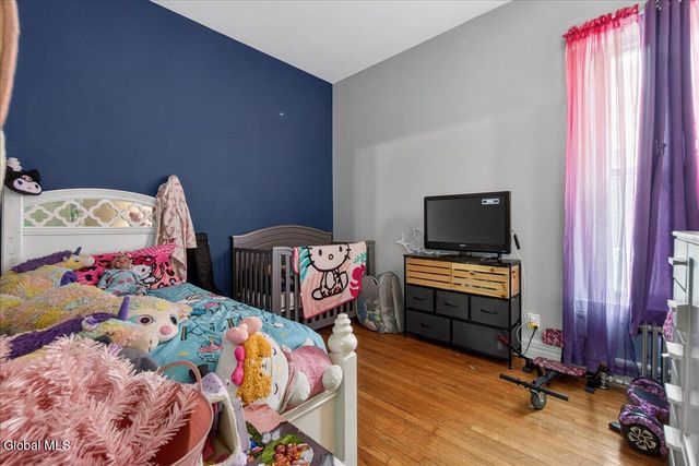 38 Milton Avenue, Amsterdam, NY 12010