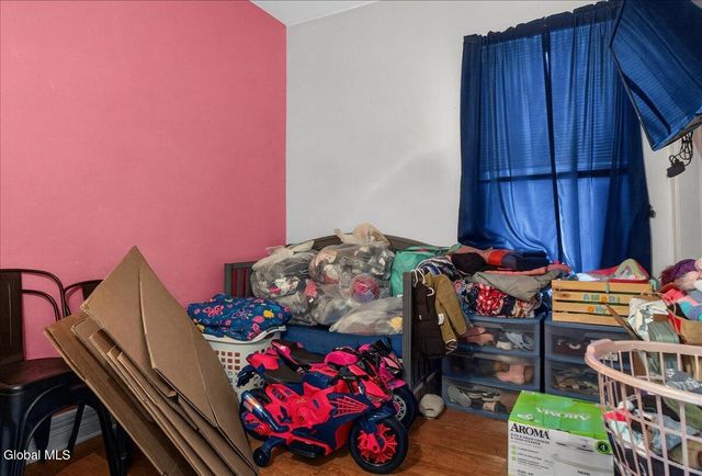 38 Milton Avenue, Amsterdam, NY 12010