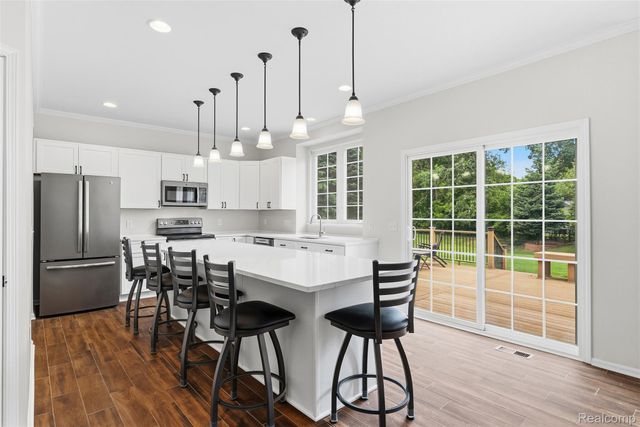 6323 Moonstone Drive, Grand Blanc Charter Township, MI 48439